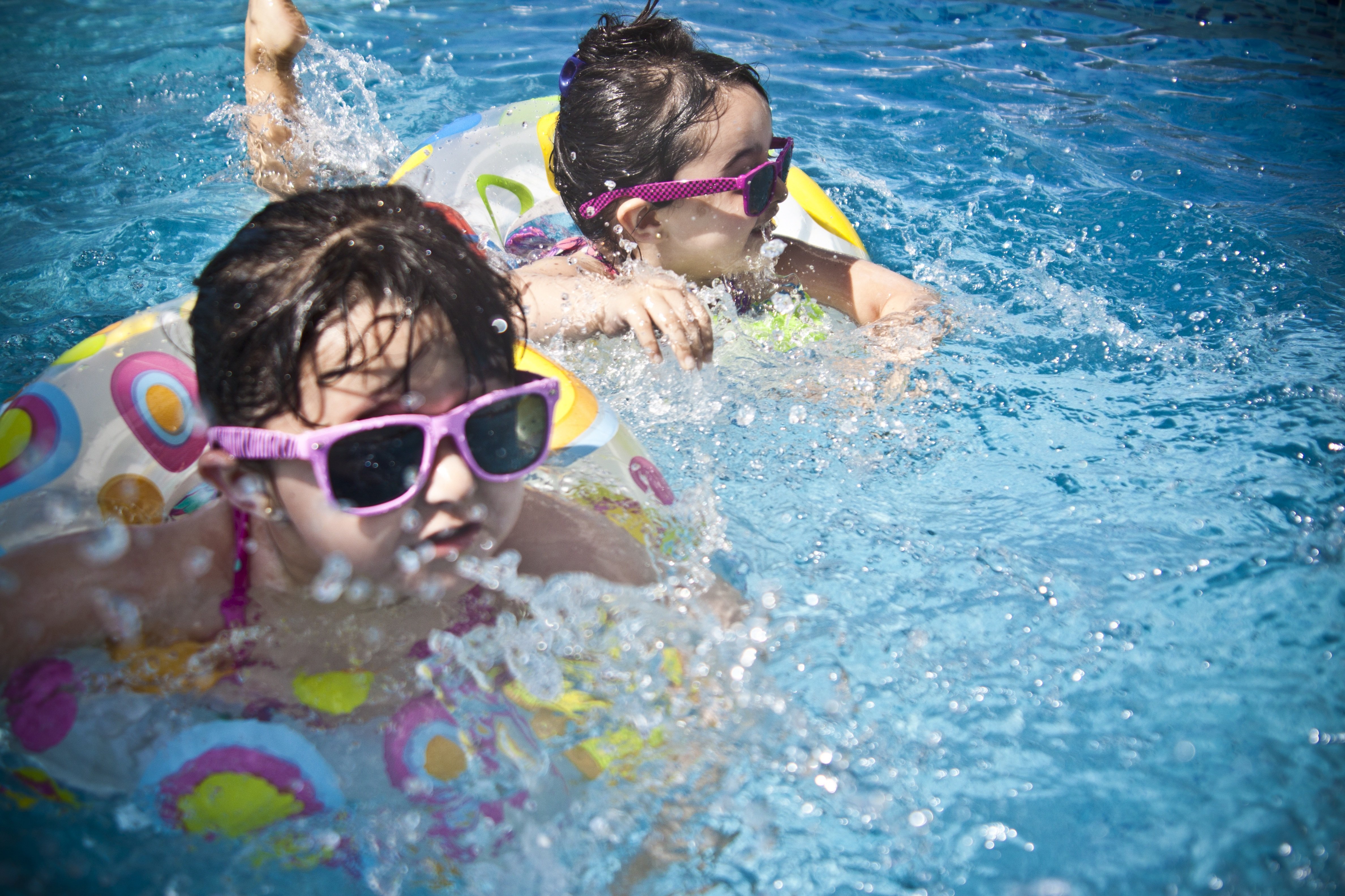 Children enjoying a clean, chemical‑free pool